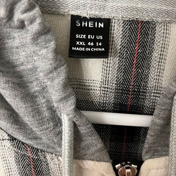 Maternity Zip Up Shirt - Plaid - Hoodie - Size XXL - Picture 3 of 4